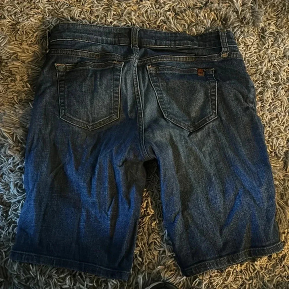 Joe’s Jeans Shorts - Picture 2 of 4